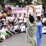 पसिना निकाल्न पाङ्ग्रा नभएको साइकल एक घण्टा चलाउँछु : हरिवंश आचार्य