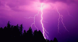 आज अपराह्नपछि हावाहुरी र चट्याङसहित वर्षा हुने