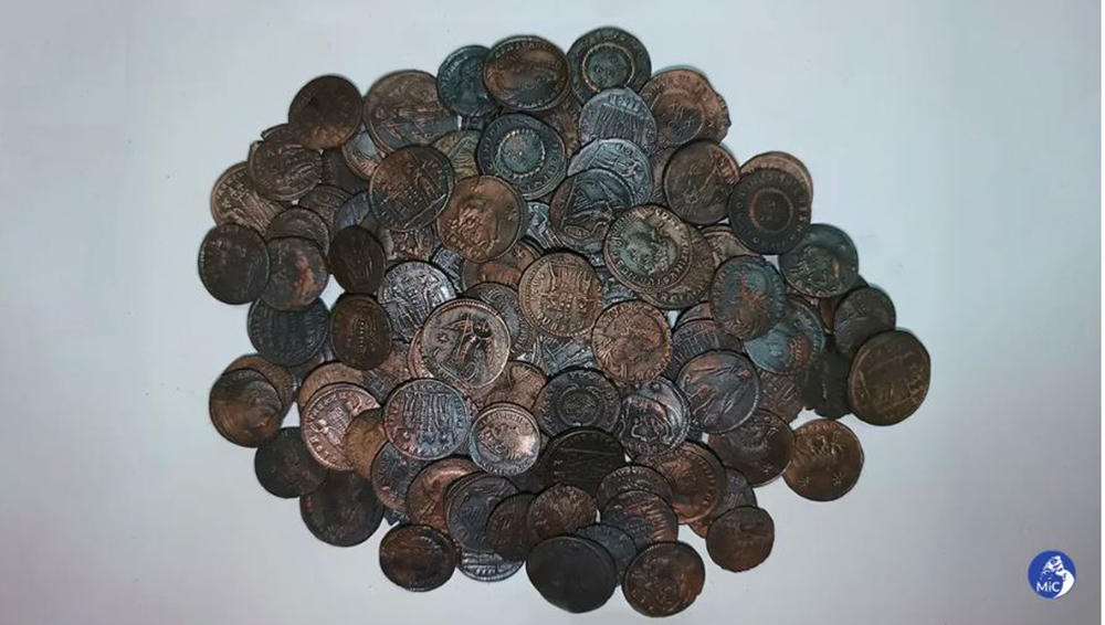 इटालीको समुन्द्र मुनी भेटियो २ हजार बर्ष पुराना ३० हजार बढी सिक्का
