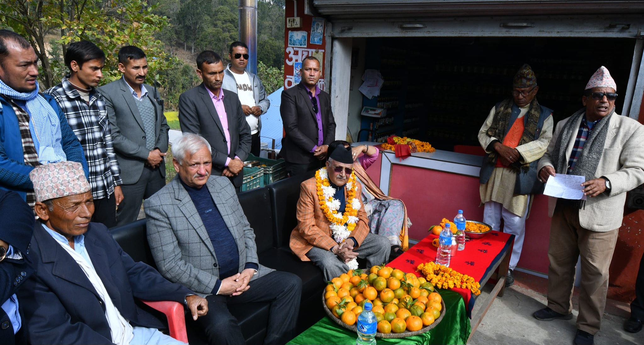 नेकपा एमालेको मध्य पहाडी लोकमार्ग पदयात्रा आजबाट