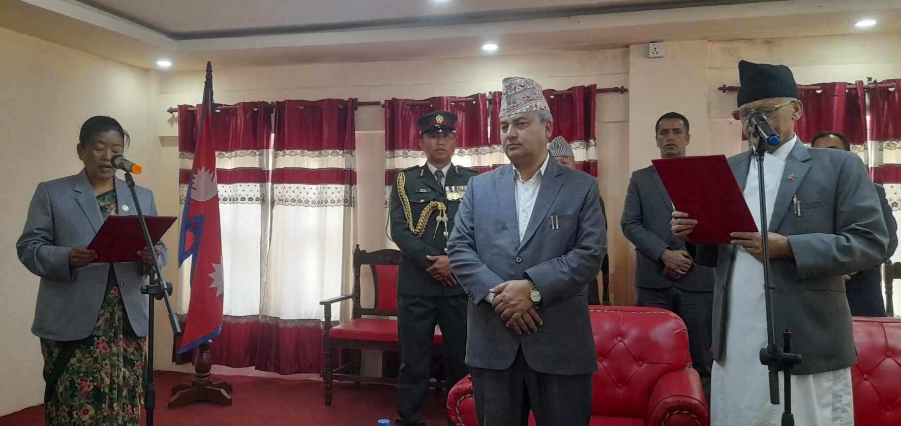 बागमतीमा विना विभागीयमन्त्री मगरले लिइन् शपथ