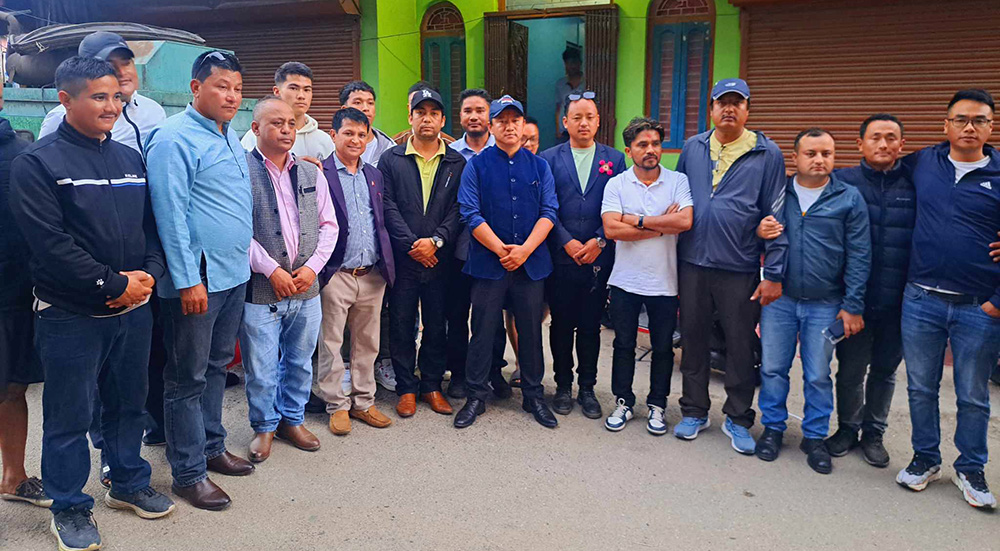 एमाले र रास्वपाले इलामको विकासलाई निकास दिन सक्दैन : अध्यक्ष गुरुङ