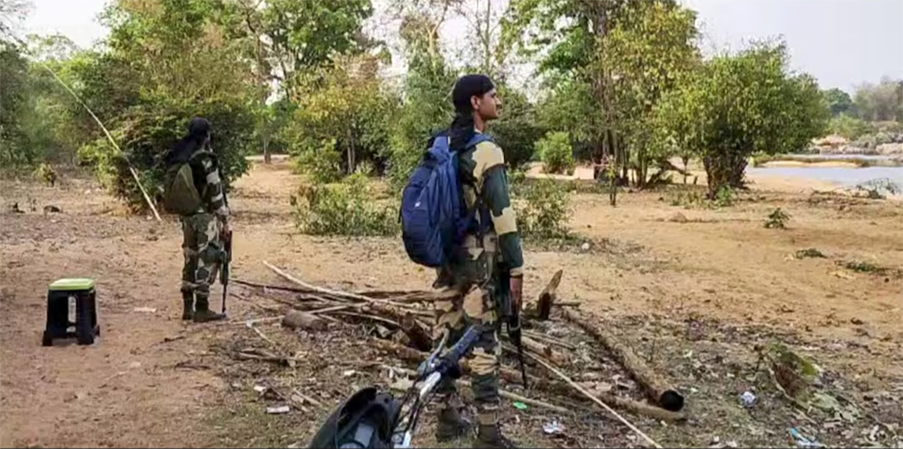 छत्तिसगढमा भीषण भिडन्त, मारिनेको संख्या १८ नाघ्यो, ४ सैनिक घाइते