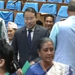नाराबाजीका बीच अर्थमन्त्रीले सदनमा पेश गरे आर्थिक सर्वेक्षण