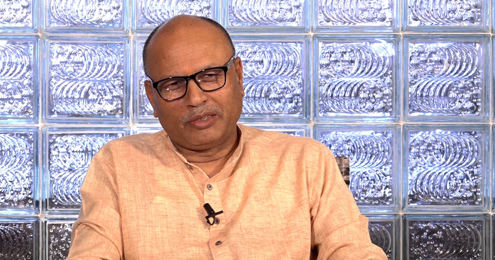 मधेसवादी नेताले काठमाडौंमा प्रधानमन्त्रीको पूजा गर्छन्: अनिल झा (भिडियो)