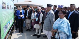 प्रधानमन्त्री ओलीद्वारा चीनको धान उत्पादन क्षेत्र अवलोकन