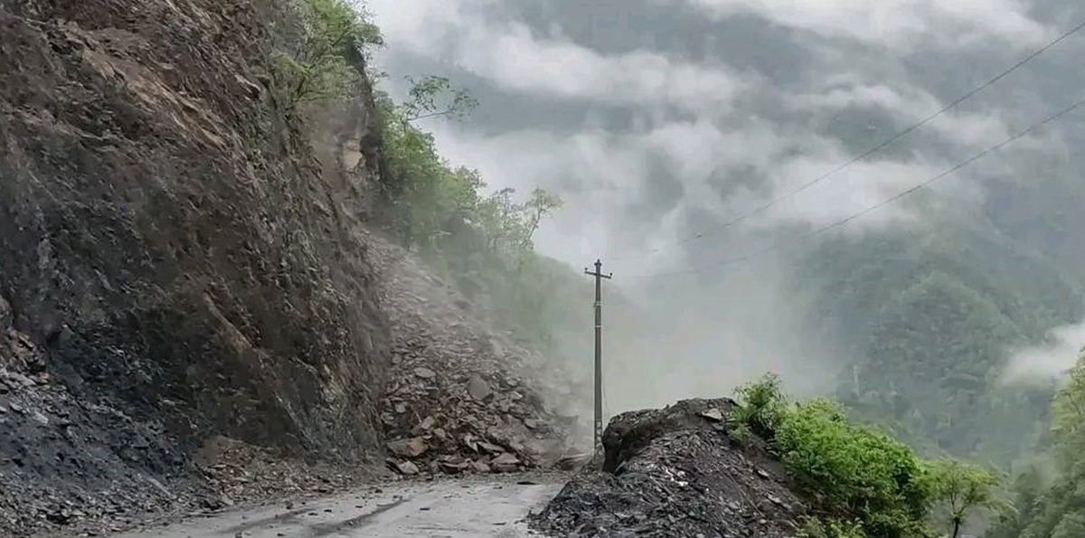 सुचारु भयो नारायणगढ-मुग्लिन सडक