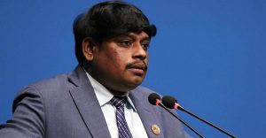 वरिष्ठ उपाध्यक्ष खानसहित जनमतका ६ नेताले दिए सामूहिक राजीनामा