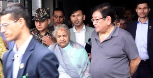 प्रधानमन्त्री कार्कीलाई डा. रुइतले भने- बिरामी छाडेर म मन्त्री बन्दिन