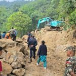 अझै खुलेन मेची राजमार्ग, यात्रुलाई सास्ती