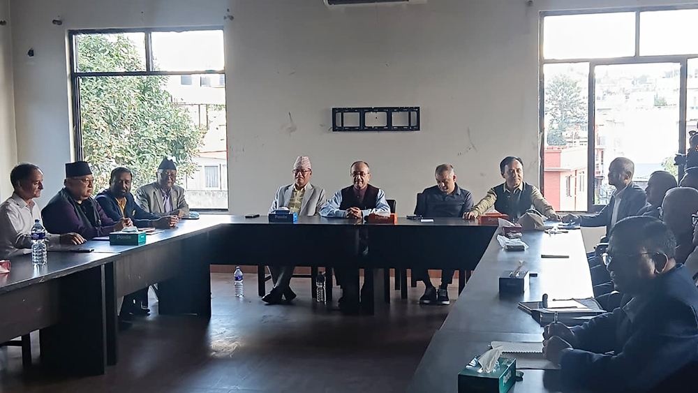 कांग्रेस पदाधिकारी बैठक- नियमित महाधिवेशन गर्न गगन थापाको प्रस्ताव