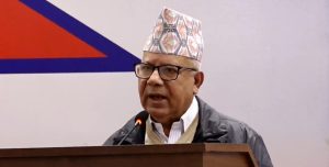 कुराले चिउरा भिज्दैन, व्यवहारमै कम्युनिस्ट एकता देखिनुपर्छ : माधव नेपाल