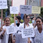 नर्सहरूले गरे देशभर प्रदर्शन, श्रमको सम्मान नभएसम्म आन्दोलन जारी रहने (तस्बिरहरू)