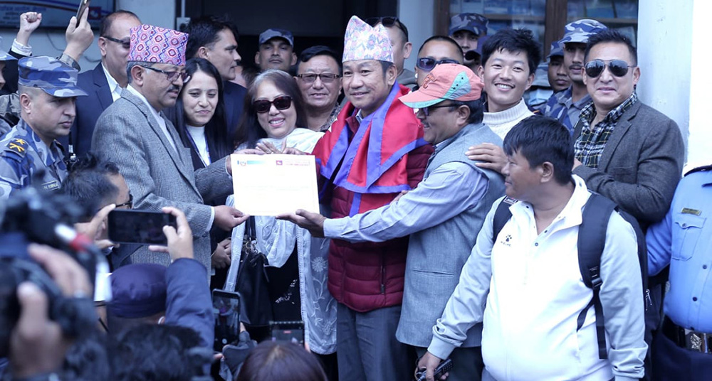 हर्क साम्पाङको पार्टीलाई आयोगले दियो मान्यता (तस्बिरहरू)