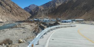 हिल्साको तापक्रम माइनस ८ डिग्री, धारामा पानी जम्यो