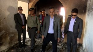 गृहमन्त्रीद्वारा जेनजी आन्दोलनमा आगलागी भएको राष्ट्रपति निवासको निरीक्षण