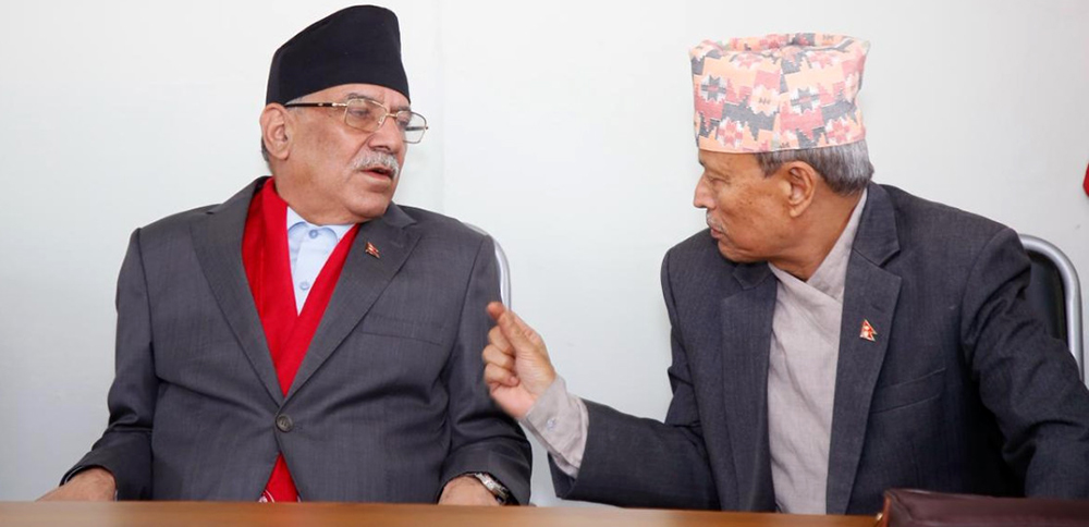 ओली हावा कुरा गर्छन्, एमालेका सबै नेता हाम्रो पार्टीमा आउँछन्ः प्रचण्ड