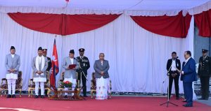 राष्ट्रपतिसमक्ष प्रदेश प्रमुख कर्णले लिए शपथ