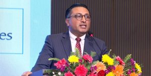 यो देशमा बल्न लागेको दियो फेरि निभ्ने हो की भन्ने आशङ्का छ: स्वर्णिम वाग्ले (भिडियो)