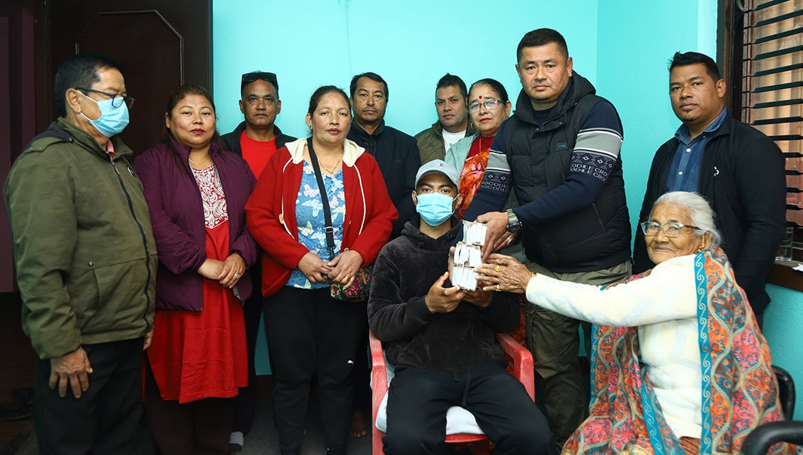 मिर्गौला पीडित हमाललाई हङकङबाट ९ लाख सहयोग