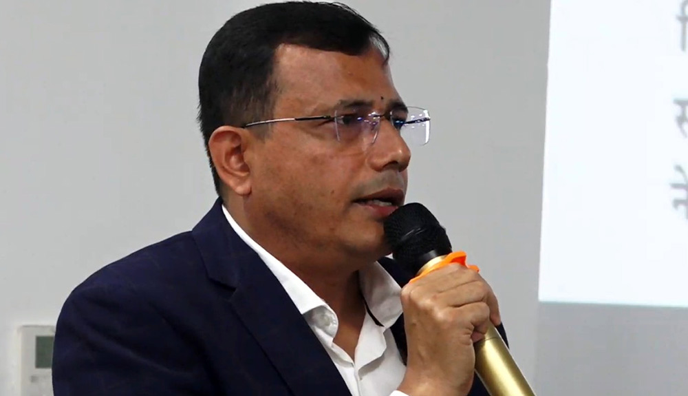 विदेशमा रहेका नेपालीलाई मतदानको व्यवस्था गर्न ४ वटा ऐन संशोधन हुँदै