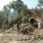 नारायणगढ-बुटवल सडक- दाउन्नेमा काम तीव्र हुँदै, यात्रुलाई सास्ती (फोटो फिचर)