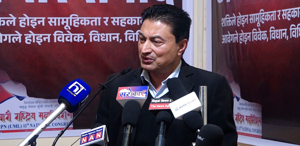 सत्तामा पुग्न कम्युनिष्टहरु जोसँग पनि मिल्न थालेः गोकर्ण विष्ट