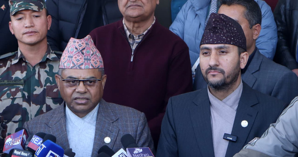 एमाले निर्वाचनमा जान तयार, नेताहरुको स्थानहदमा सरकार लचिलो बन्छ: सञ्चारमन्त्री खरेल