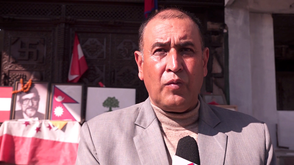 अन्तरिम सरकारले मन्त्री बनाउन भ्रष्टहरूलाई खोज्दै हिँडेको छ: रामहरी खतिवडा