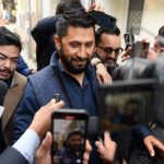 बालेनसँग वार्ता सकेर रवि बाहिरिए, हाँस्दै भने- कुरा के भयो अनुहारले बताउँछ