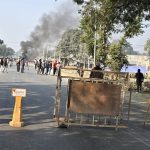 गोली हान्नेलाई कारबाहीको माग गर्दै लौकही क्षेत्र तनावग्रस्त, भीड नियन्त्रण गर्न हवाई फायर