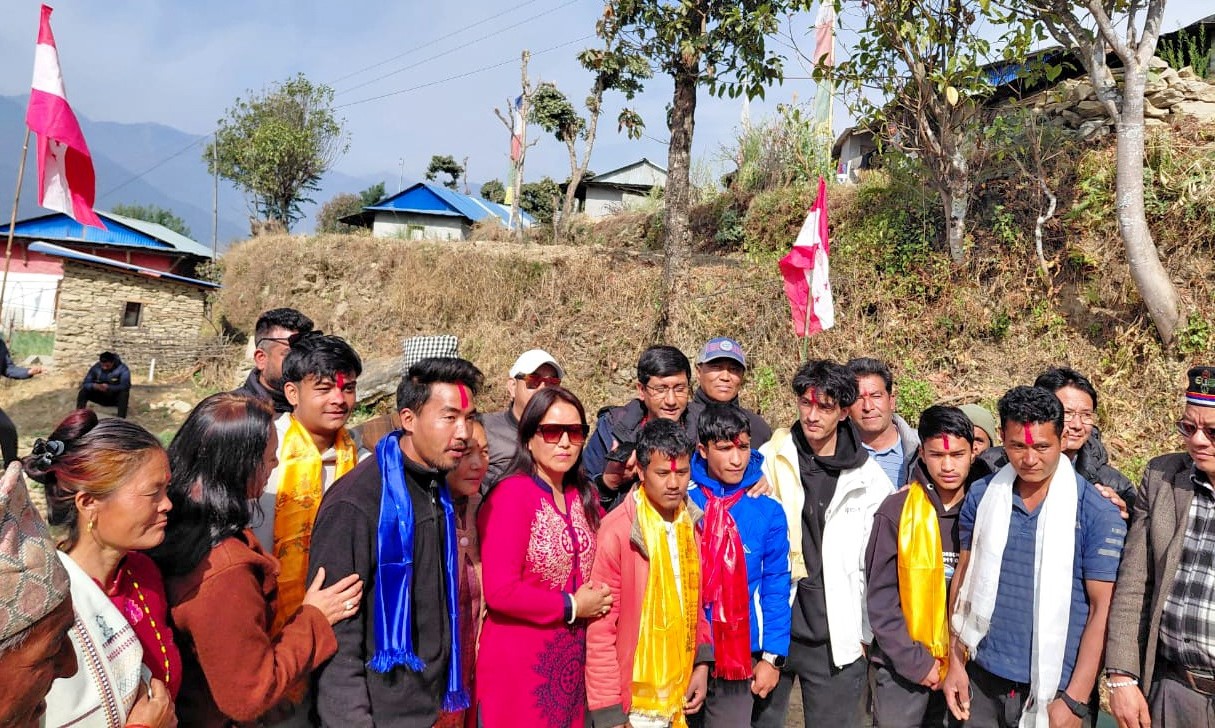 ओराङबासीको सडक सपना पूरा गर्ने अजयबाबु्को प्रतिबद्धता