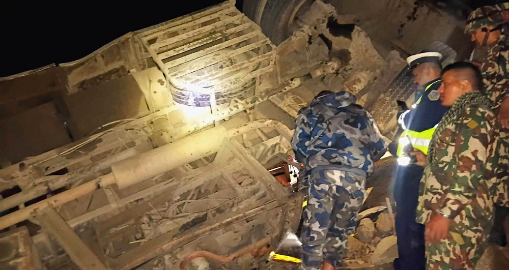 धादिङ बस दुर्घटनामा मृत्यु हुनेको संख्या १९ पुग्यो