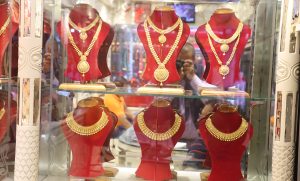 तोलामा ४१ सयले बढ्यो सुनको मूल्य, कतिमा हुँदै छ कारोबार ?