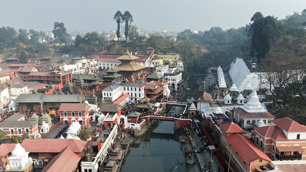 महाशिवरात्रिमा ड्रोन बाट खिचिएको पशुपतिनाथ मन्दिर क्षेत्रका तस्बिरहरु