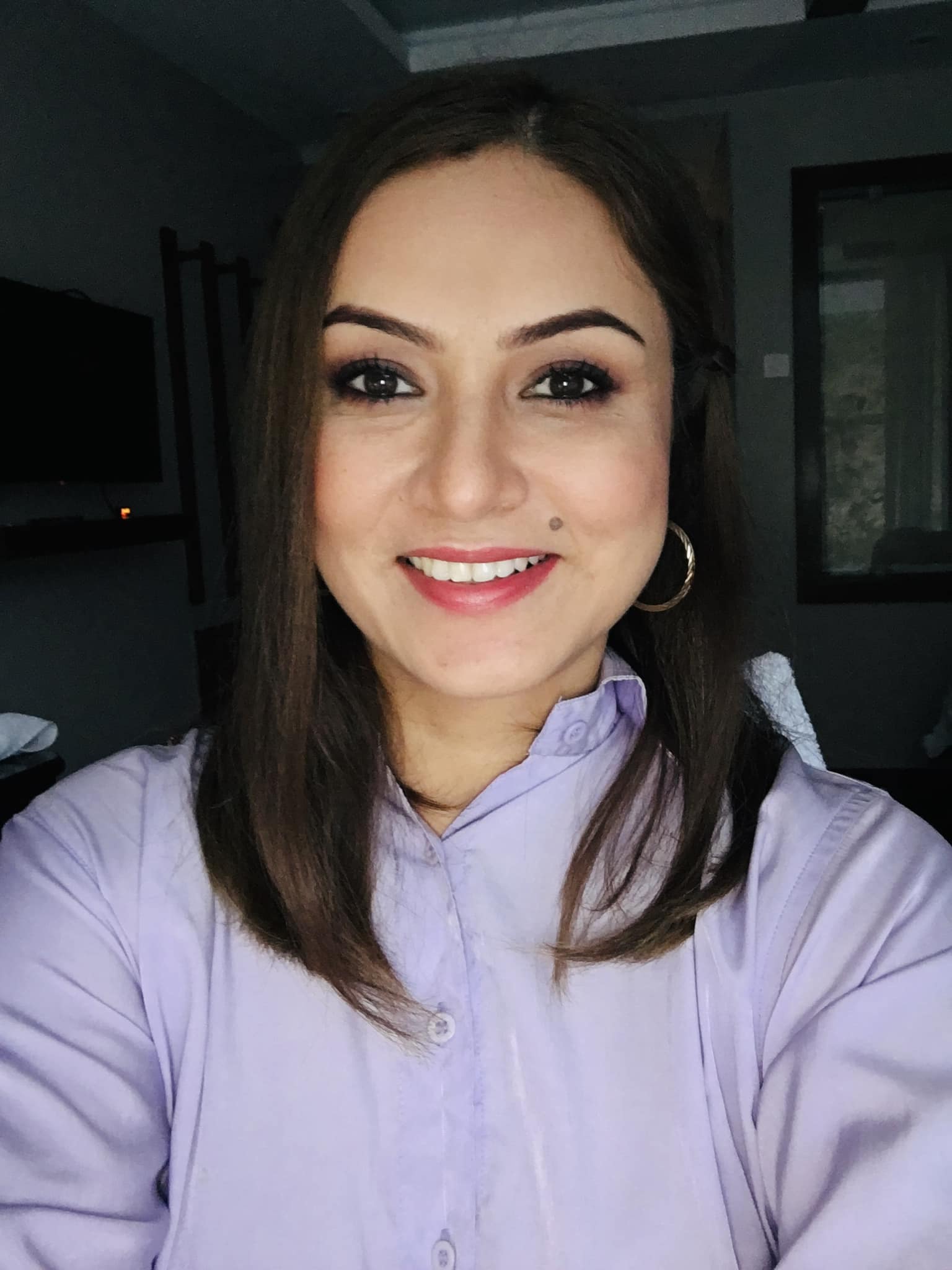 महिलालाई अपमान गरेर राजनीति शुद्ध र लोकतान्त्रिक हुँदैन : नीशा अधिकारी