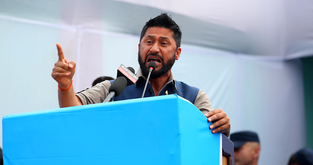 सिंहदरबारलाई भ्रष्टाचारको अखडा बनाउनेहरुले नै देश जलाएका हुन् : लामिछाने