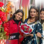 भ्यालेन्टाइन डे- काठमाडौंमा फूल र गिफ्टको व्यापार बढ्दै (तस्बिरहरु)