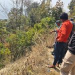 ओखलढुंगामा टिपर दुर्घटना, भीरमा एक जनाको शव फेला