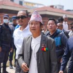 साम्पाङ भन्छन्- प्रश्न पनि गर्छौं, सहयोग पनि गर्छौं