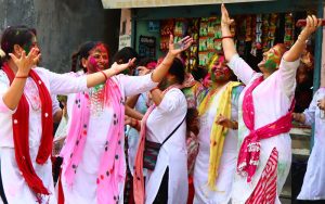 तस्बिरमा हेर्नुस् तराईको होली