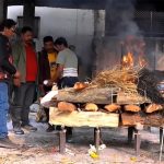 इन्द्रायणी घाटमा गरियो पूर्वसम्पादक मानन्धरको अन्तेष्टि