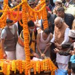 पशुपति आर्यघाटमा ओलीका  पिताको गरियो अन्त्येष्टि (फोटो/भिडियो)