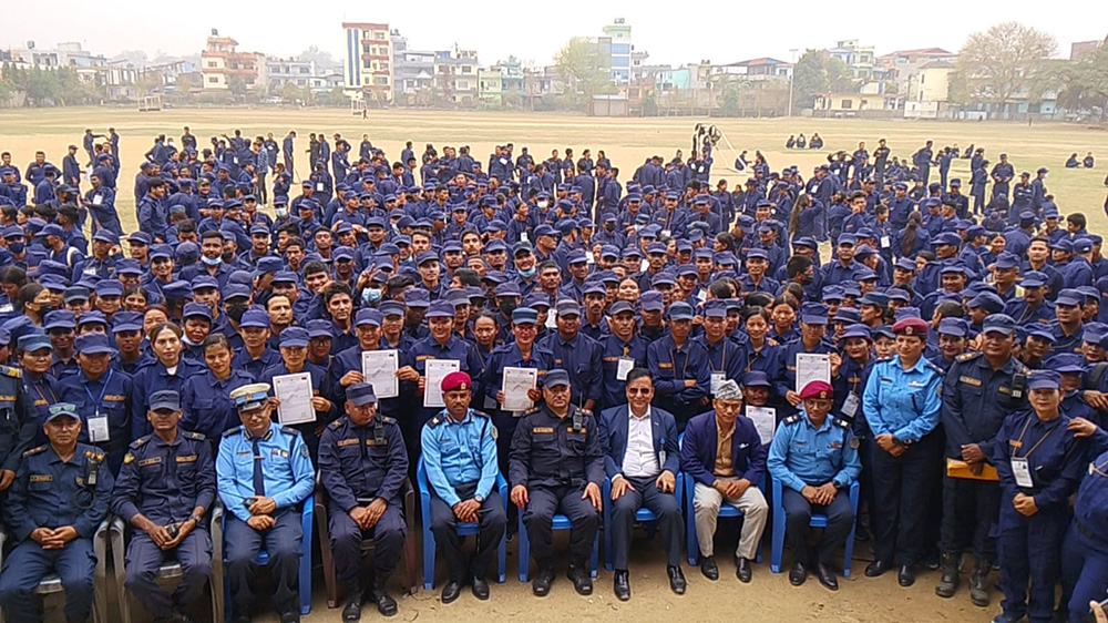 मकवानपुरमा १९१८ जना निर्वाचन प्रहरीलाई बिदाइ