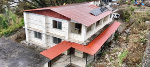 सञ्चालनमा नआउँदै चिरा-चिरा पर्‍यो प्रसूति केन्द्रको भवन