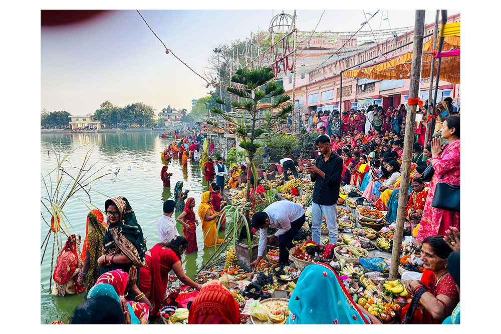 सिरहाको गोलबजारमा चैती छठ पूजा सम्पन्न