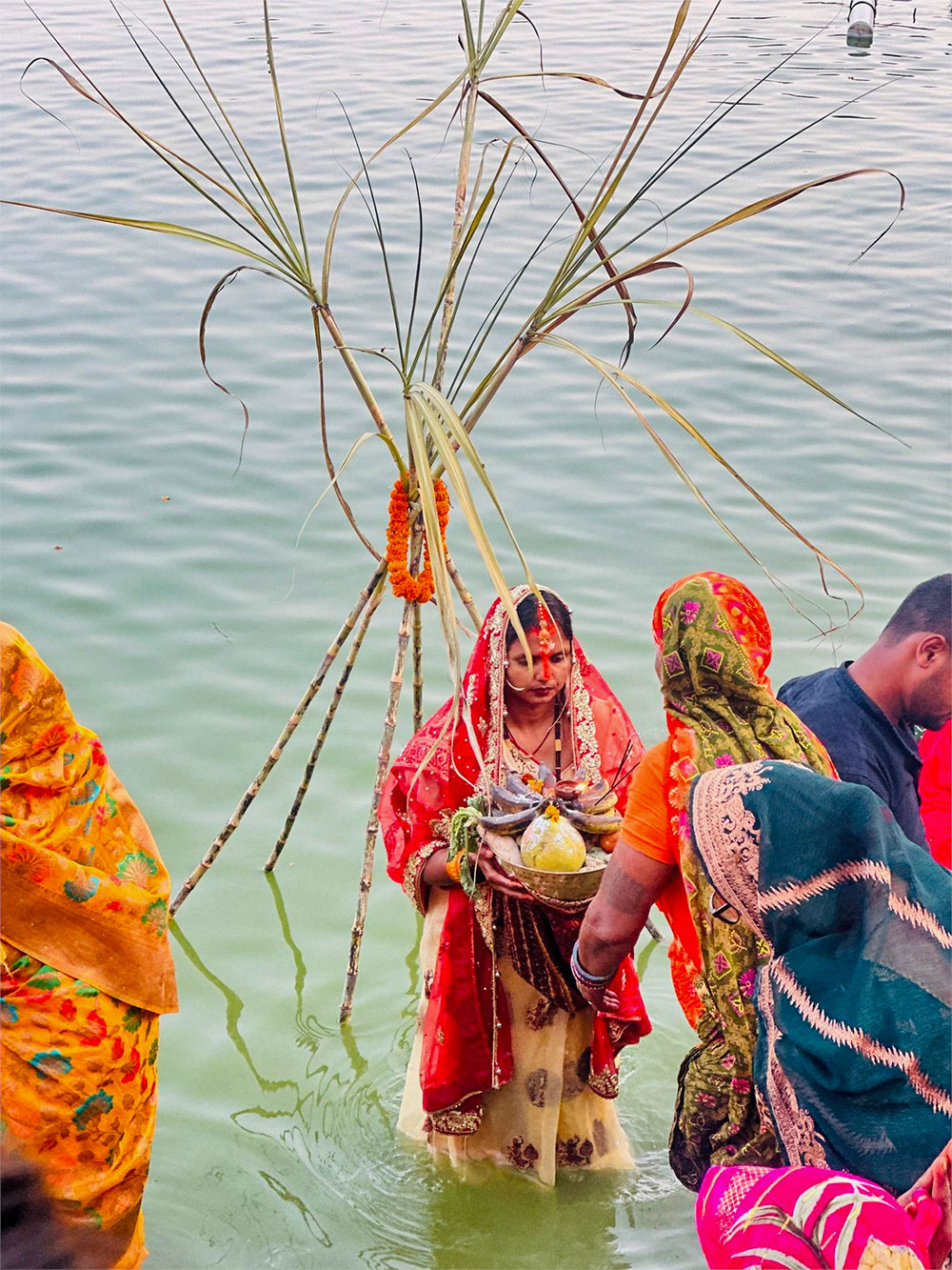 सिरहाको गोलबजारमा चैती छठ पूजा सम्पन्न