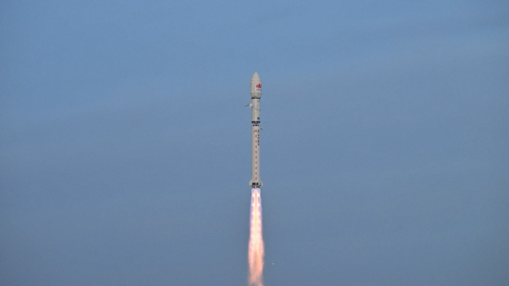 चीनले अन्तरिक्षमा दुई नयाँ उपग्रह पठायो