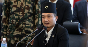 अब भिआइपी सवार भएको बेला नागरिकले सडकमा सास्ती खेप्नु पर्दैन: गृहमन्त्री गुरुङ