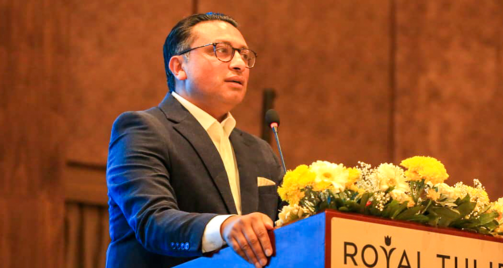 रास्वपाको सरकारलाई औँला उठाउनु, खबरदारी गर्नु : स्वर्णिम वाग्ले